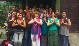 Grupo Tarannà disfrutando de su viaje solidario por Nepal
